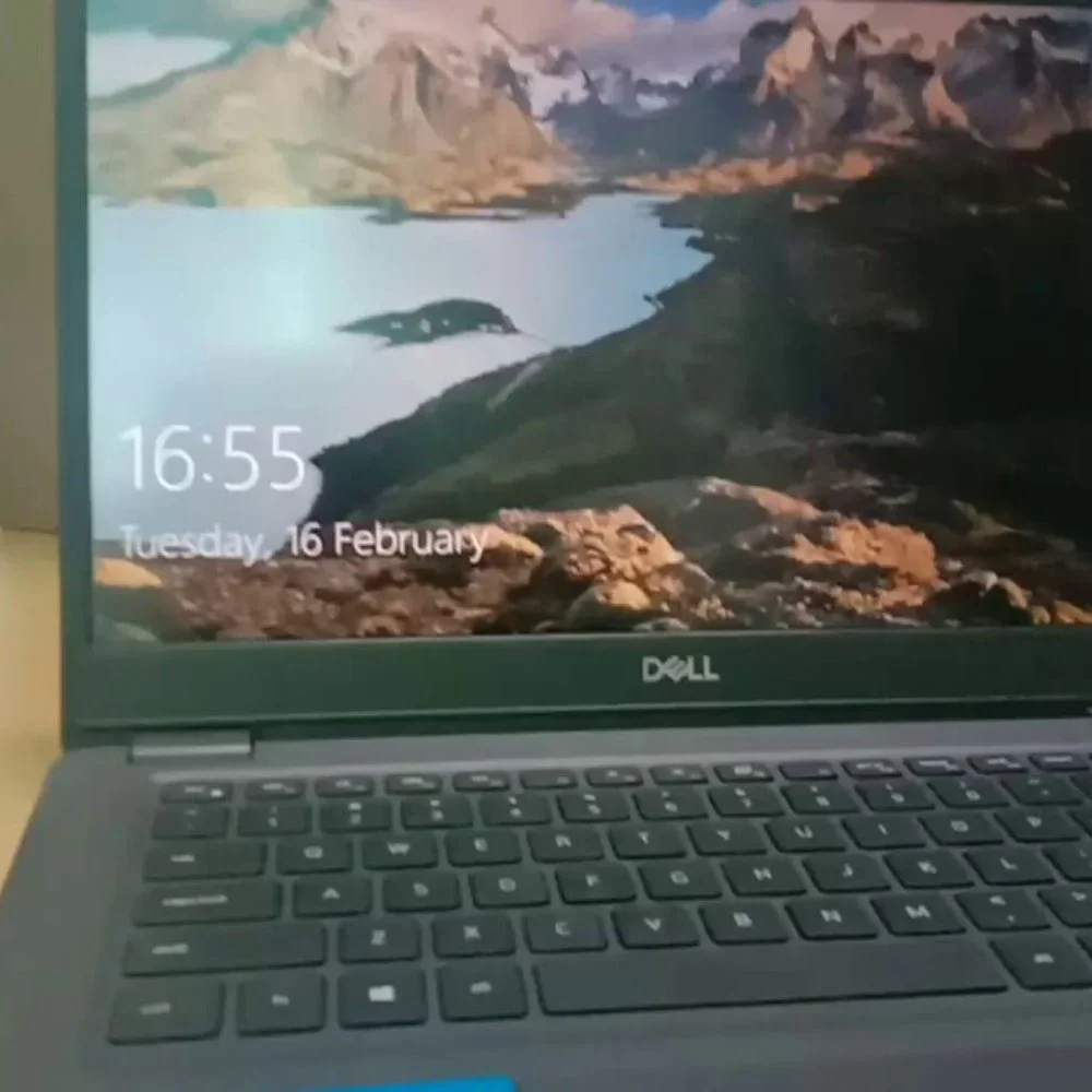 Dell latitude 3410 laptop